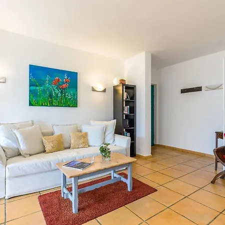 Apartment 2712 - Sunny And Cute Flat In *